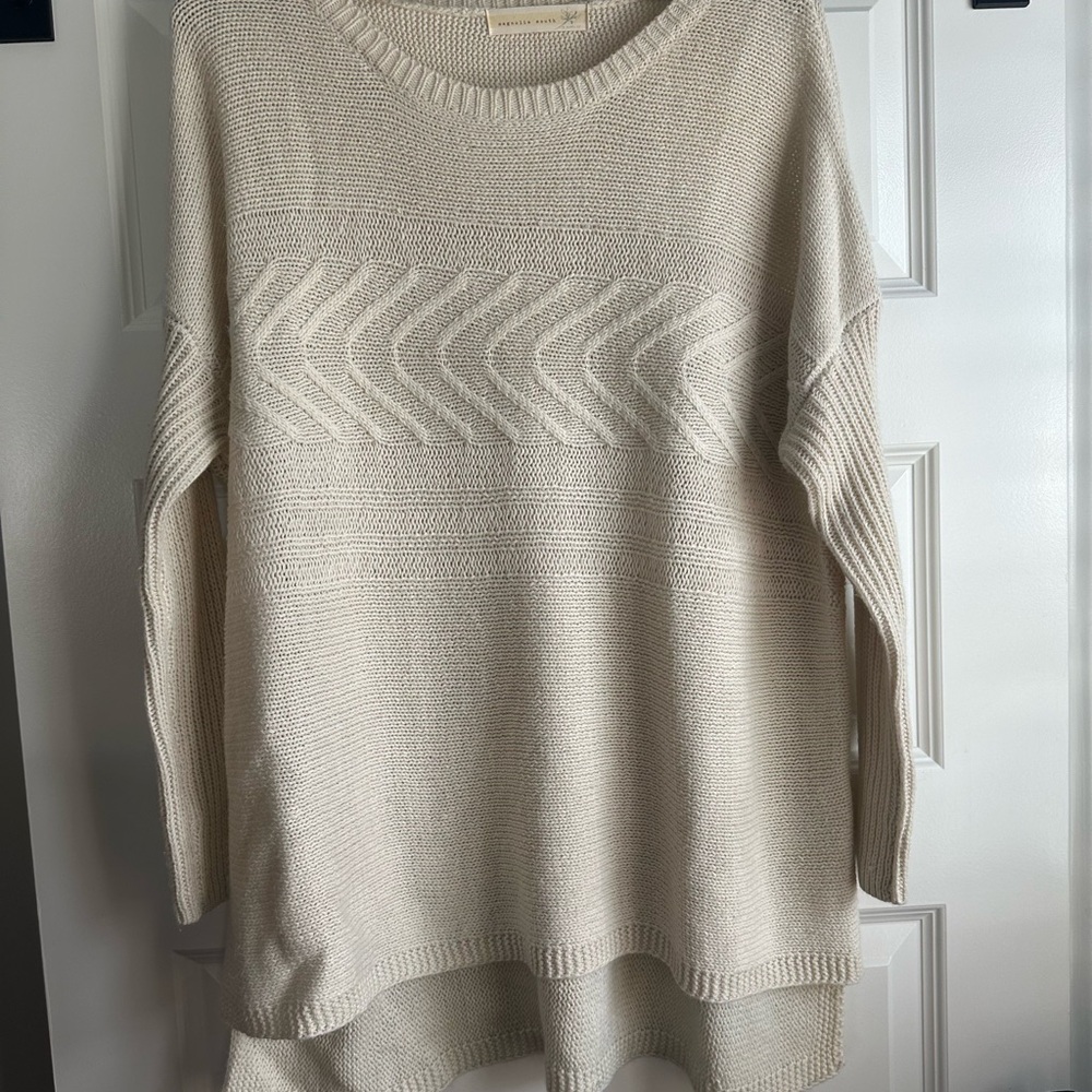 Women's Cream Scoop Neck Knit Sweater
